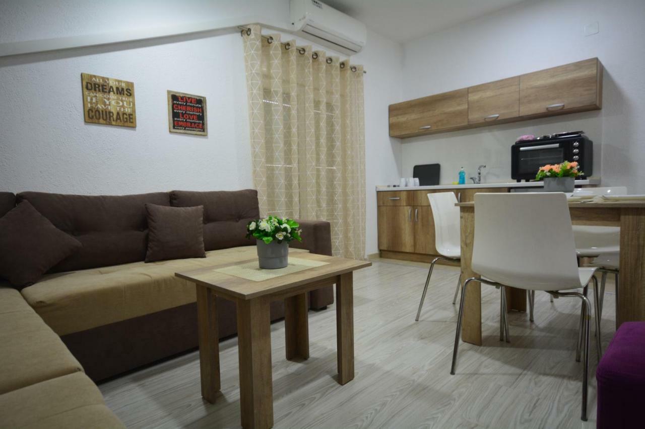 Luna Apartments Gevgelija Eksteriør billede