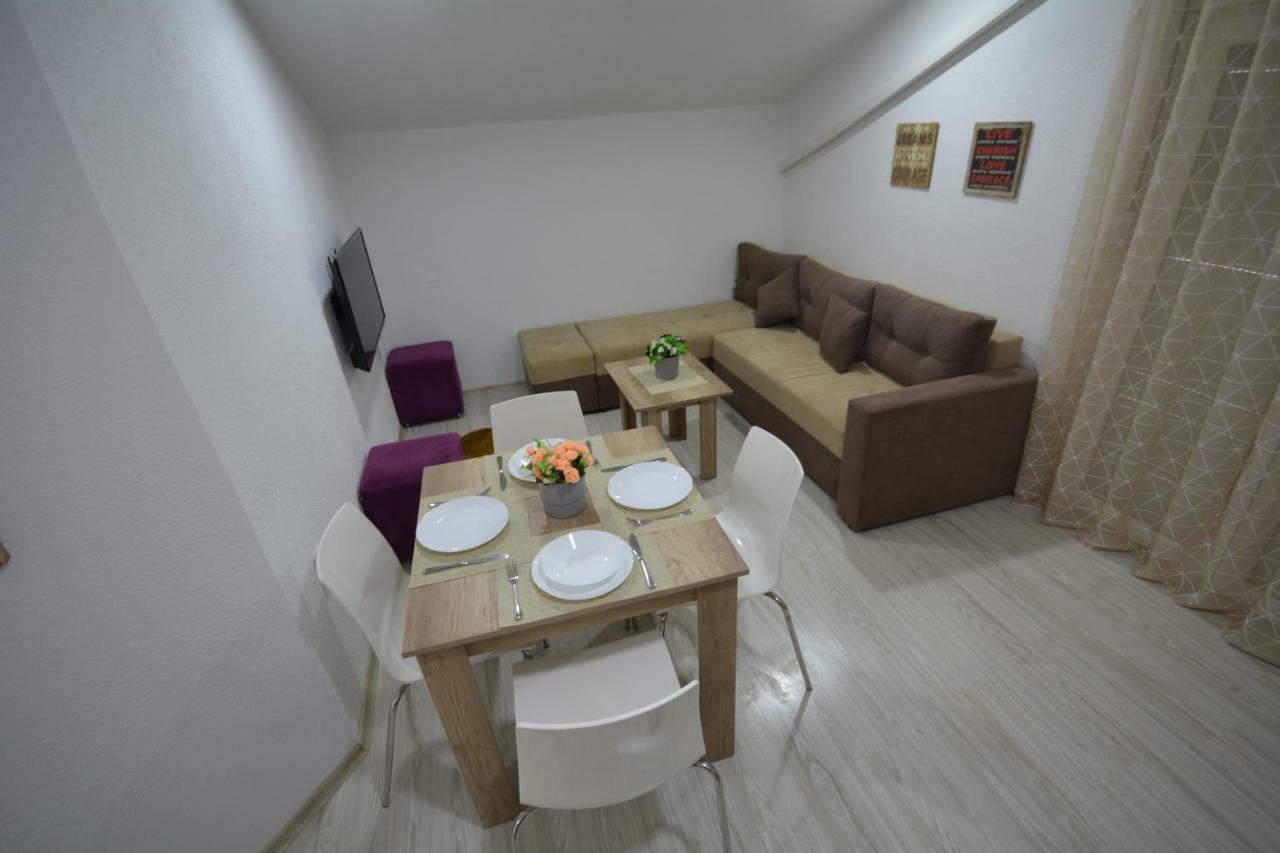 Luna Apartments Gevgelija Eksteriør billede